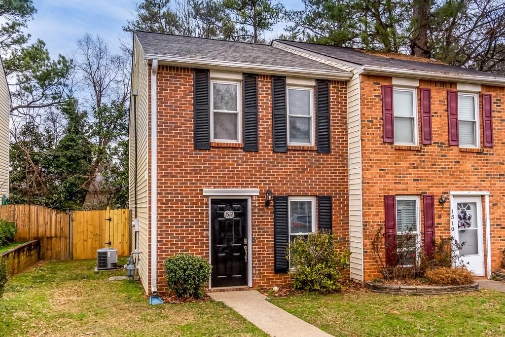 1512 Springleaf Circle 1512, Smyrna, GA 30080 — most recent listing photo