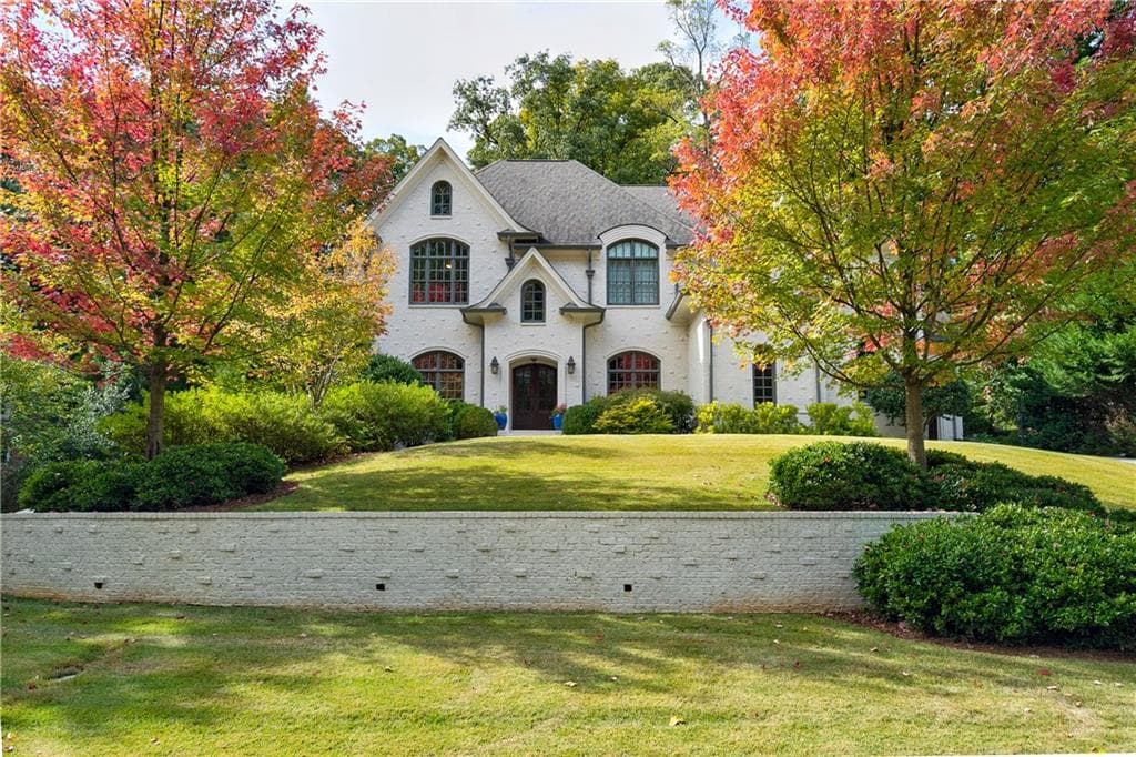 6 bedroom, 6 bathroom, 7,717 sq ft single family residence sold at 4582 Runnemede Road, Atlanta, GA 30327