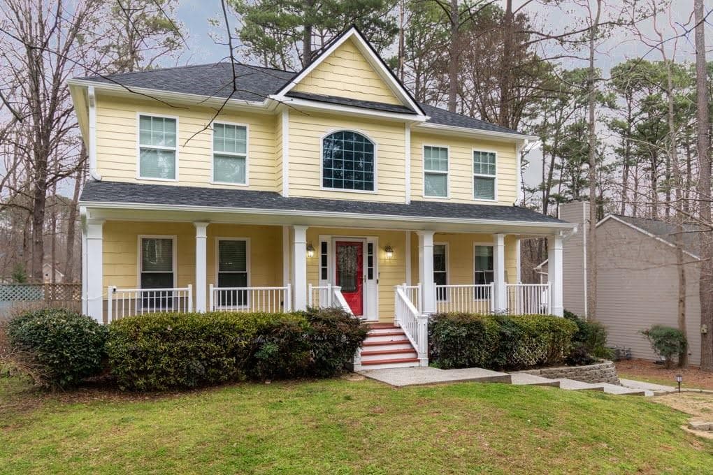 5 bedroom, 3 bathroom, 2,520 sq ft single family residence sold at 3621 Preston Court, Lilburn, GA 30047