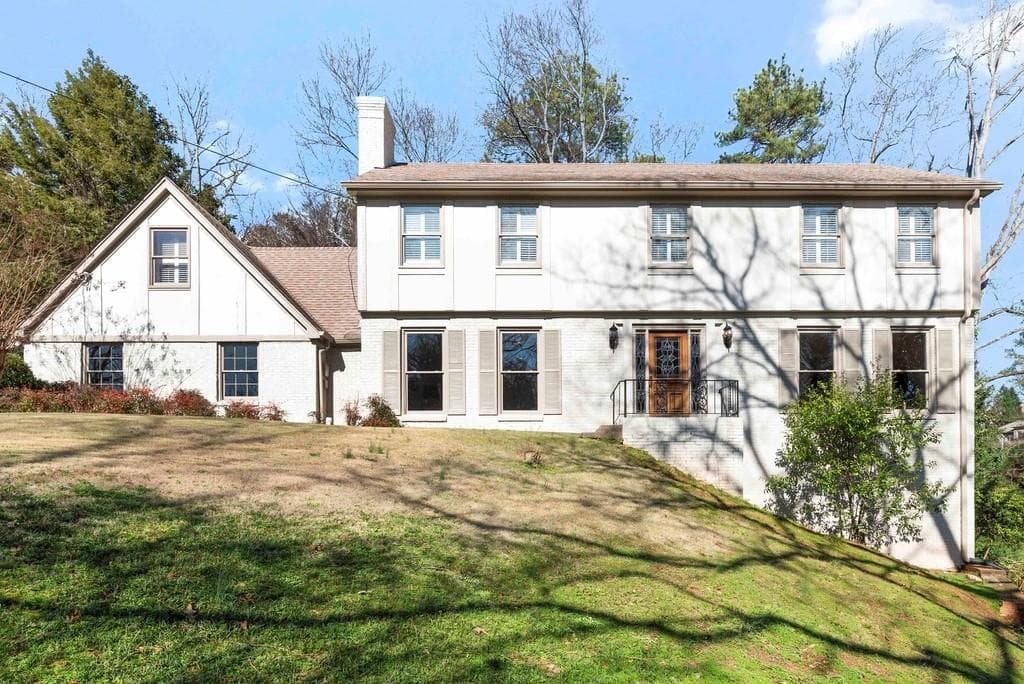 4 bedroom, 3 bathroom, 3,486 sq ft single family residence sold at 595 Chestnut Hall Lane, Atlanta, GA 30327