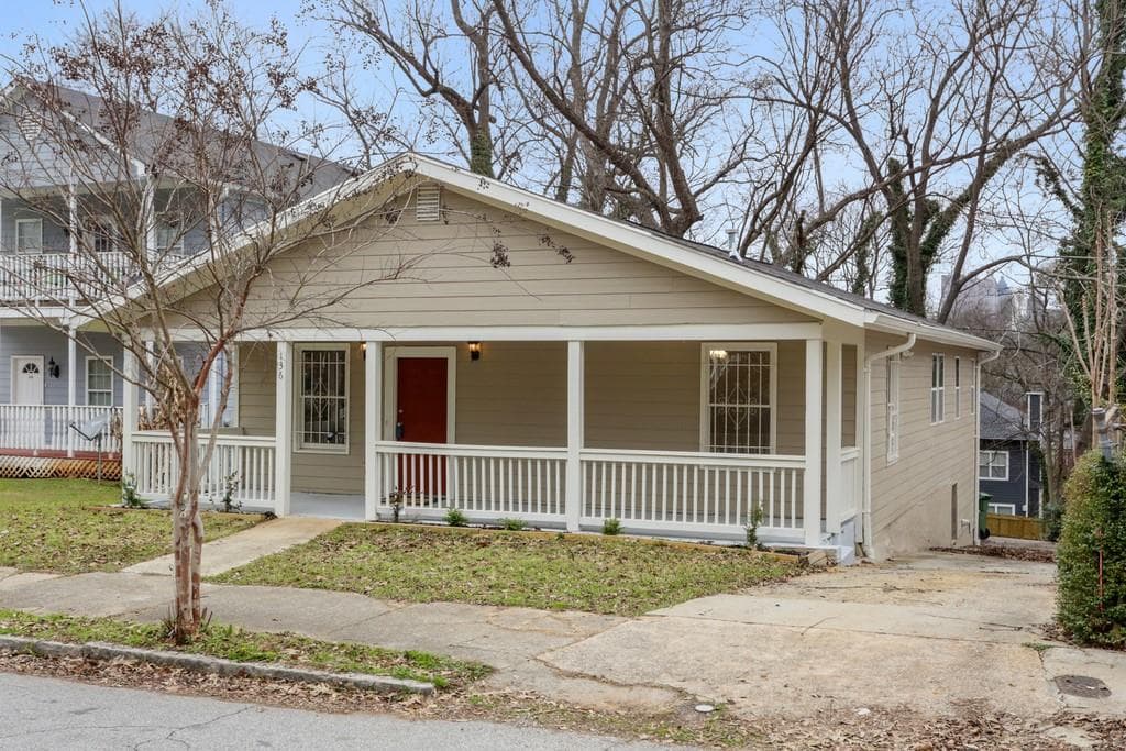 3 bedroom, 3 bathroom, 2,250 sq ft single family residence sold at 136 Vanira Avenue, Atlanta, GA 30315