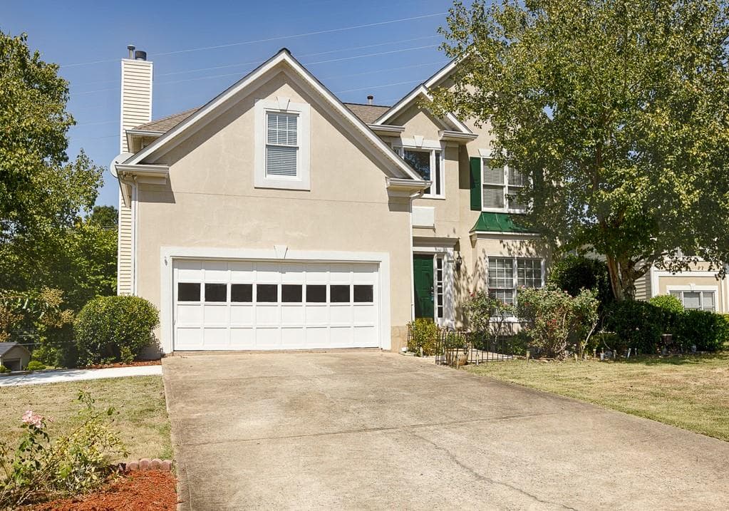 2401 Pondside Court, Marietta, GA 30062 — most recent listing photo