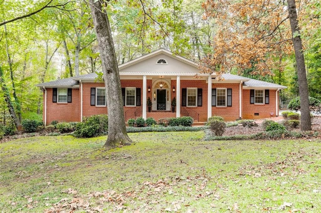 4 bedroom, 3 bathroom, 3,435 sq ft single family residence sold at 1250 Pebble Creek Road, Marietta, GA 30067