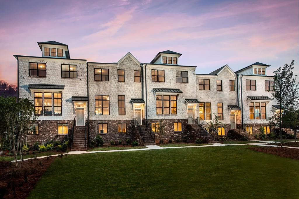 110 Fairview Circle, Roswell, GA 30076 — most recent listing photo