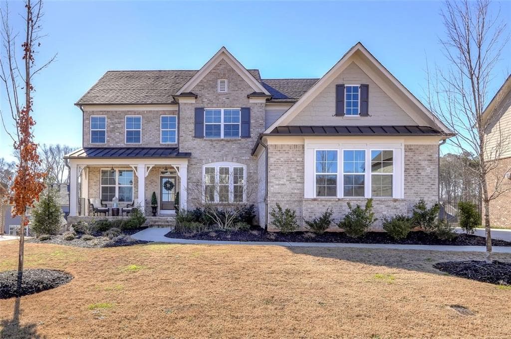 5 bedroom, 4 bathroom, 3,660 sq ft single family residence sold at 220 Briar Hollow Lane, Woodstock, GA 30188