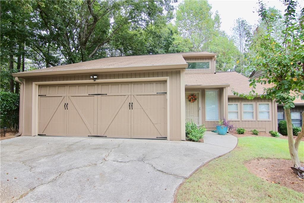 4 bedroom, 4 bathroom, 3,000 sq ft townhouse sold at 340 Colony Cove, Johns Creek, GA 30022