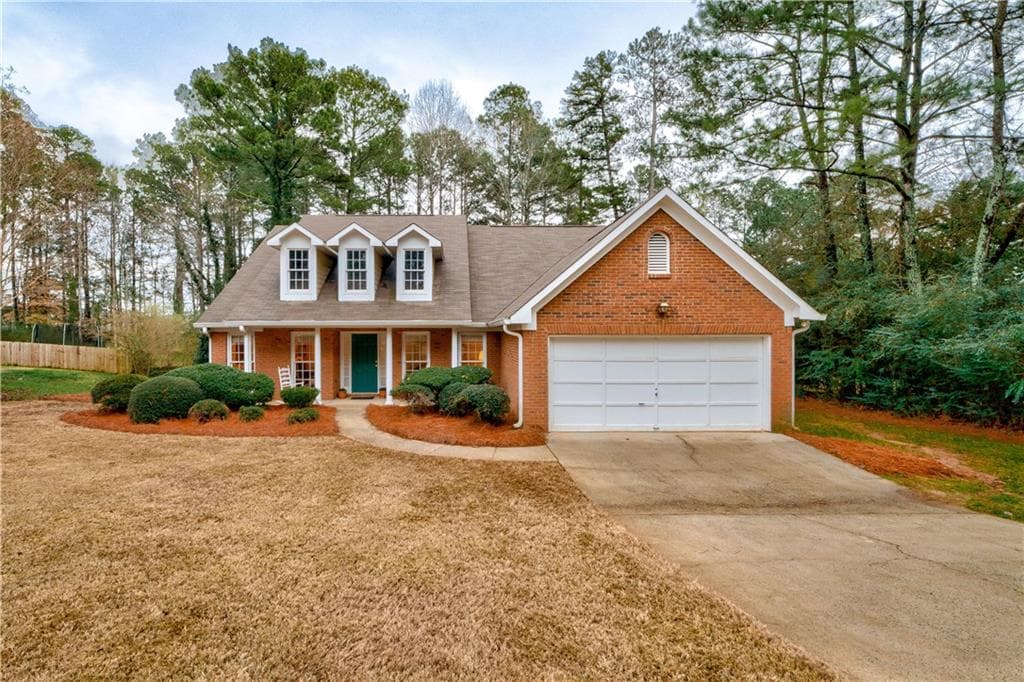 3 bedroom, 2 bathroom, 2,071 sq ft single family residence sold at 1420 Sassafras Lane, Cumming, GA 30041