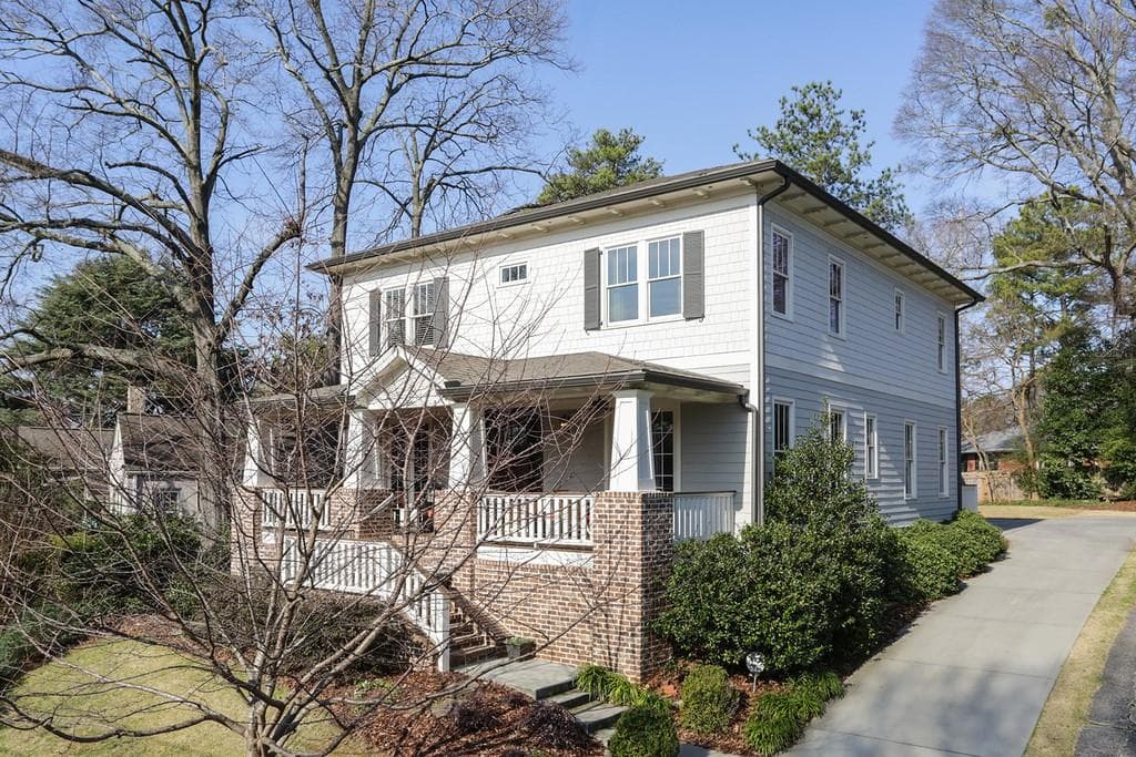 6 bedroom, 5 bathroom, 5,500 sq ft single family residence sold at 596 Sherwood Road, Atlanta, GA 30324