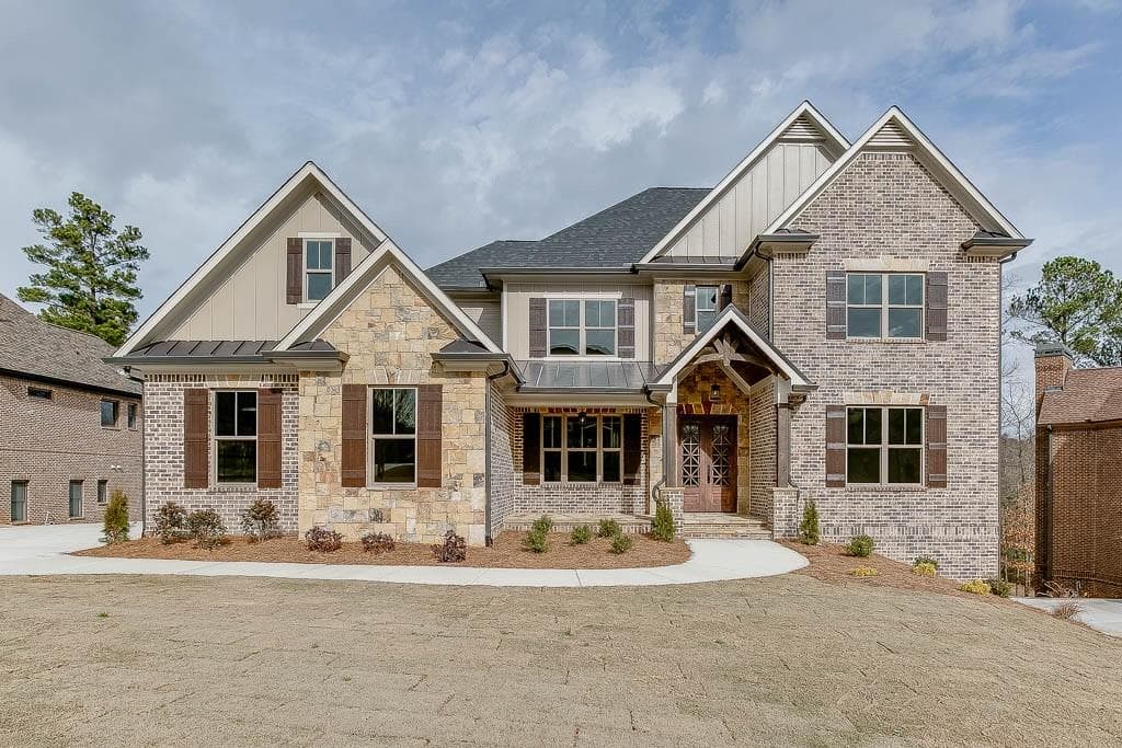4 bedroom, 4 bathroom, 4,100 sq ft single family residence sold at 2852 Springbluff Lane, Buford, GA 30519