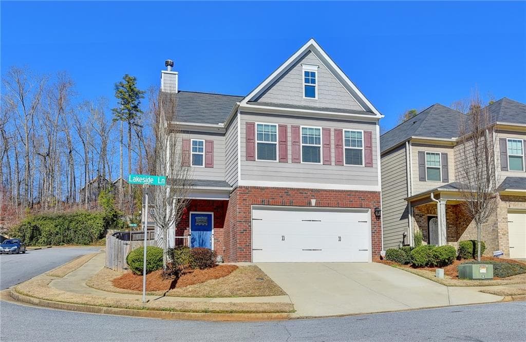 4 bedroom, 4 bathroom, 2,570 sq ft single family residence sold at 301 Lakeside Lane, Woodstock, GA 30188