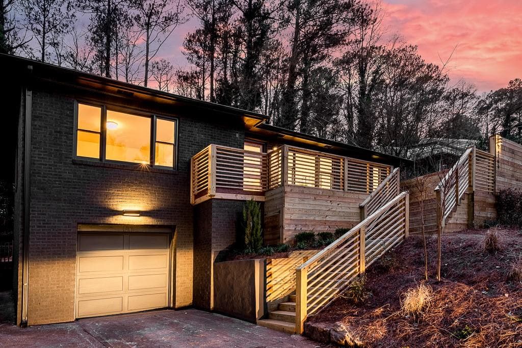 3 bedroom, 2 bathroom, 1,520 sq ft single family residence sold at 2164 Beecher Circle, Atlanta, GA 30311