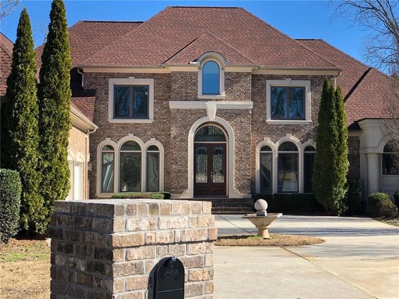 8 bedroom, 7 bathroom, 4,419 sq ft single family residence sold at 545 New Haven Court, Atlanta, GA 30331