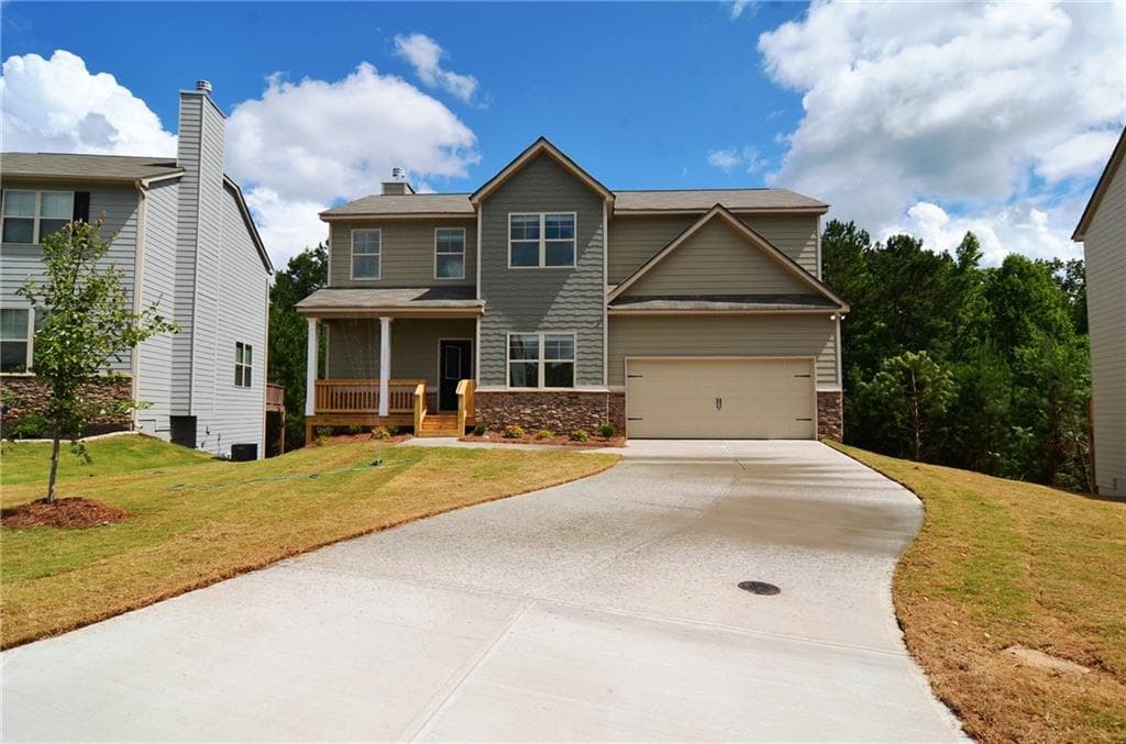 4 bedroom, 3 bathroom, 1,951 sq ft single family residence sold at 490 Stable View Loop, Dallas, GA 30132