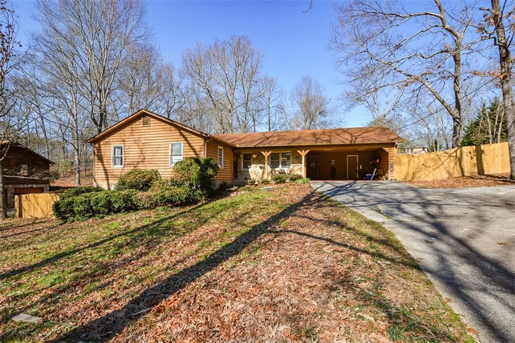 3 bedroom, 2 bathroom, 1,548 sq ft single family residence sold at 101 Ivy Lane, Cartersville, GA 30121
