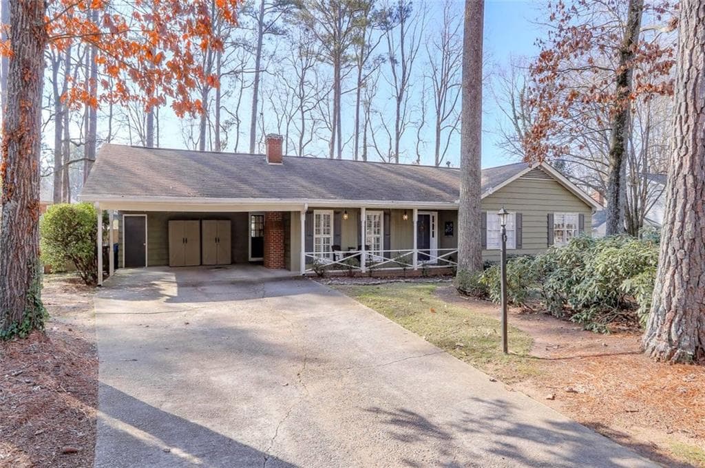 3 bedroom, 2 bathroom, 1,546 sq ft single family residence sold at 110 Shady Grove Lane, Alpharetta, GA 30009