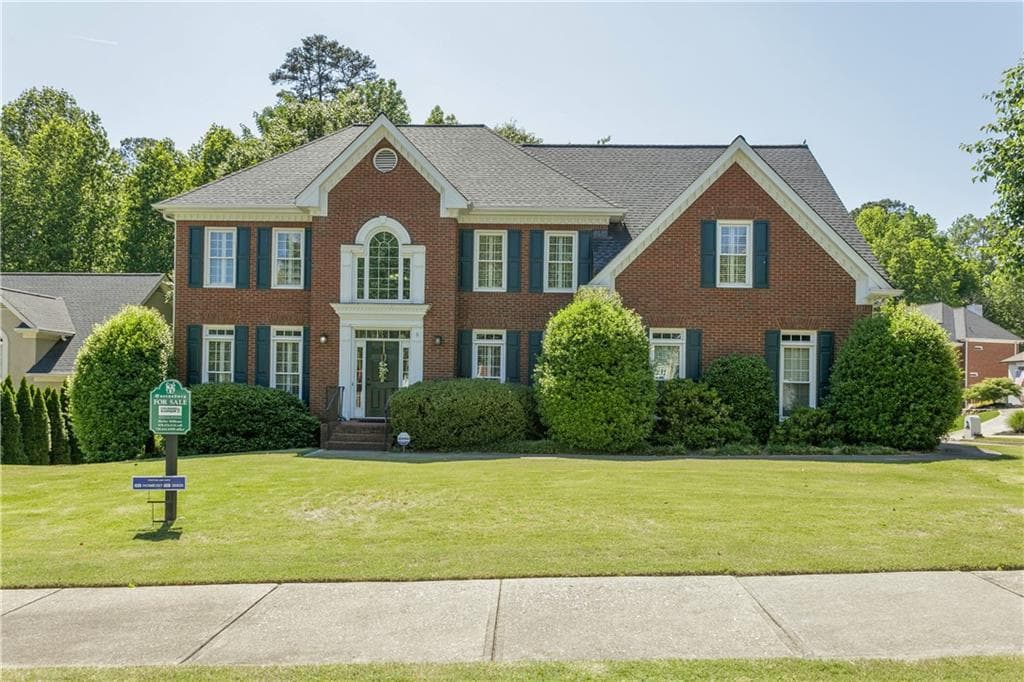 305 Aston Court, Alpharetta, GA 30022 — most recent listing photo