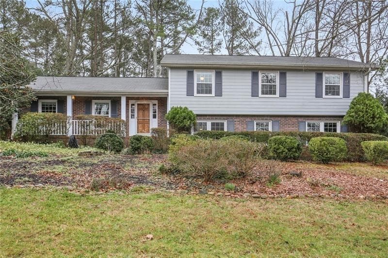 4 bedroom, 3 bathroom, 2,552 sq ft single family residence sold at 4842 Mcpherson Drive, Roswell, GA 30075