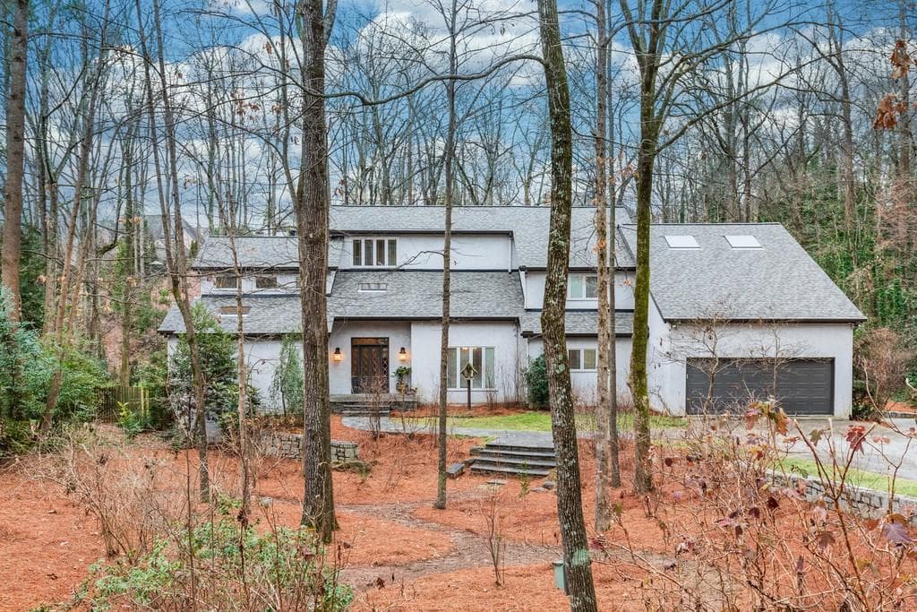 34 Spring Oaks Court, Sandy Springs, GA 30327 — most recent listing photo