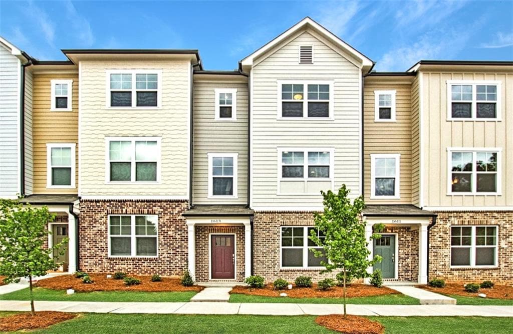 1613 Falcon Crest Way 50, Decatur, GA 30032 — most recent listing photo