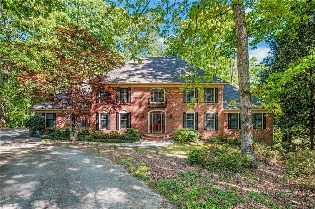 5 bedroom, 4 bathroom, 3,358 sq ft single family residence sold at 1863 Kanawha Drive, Smoke Rise, GA 30087