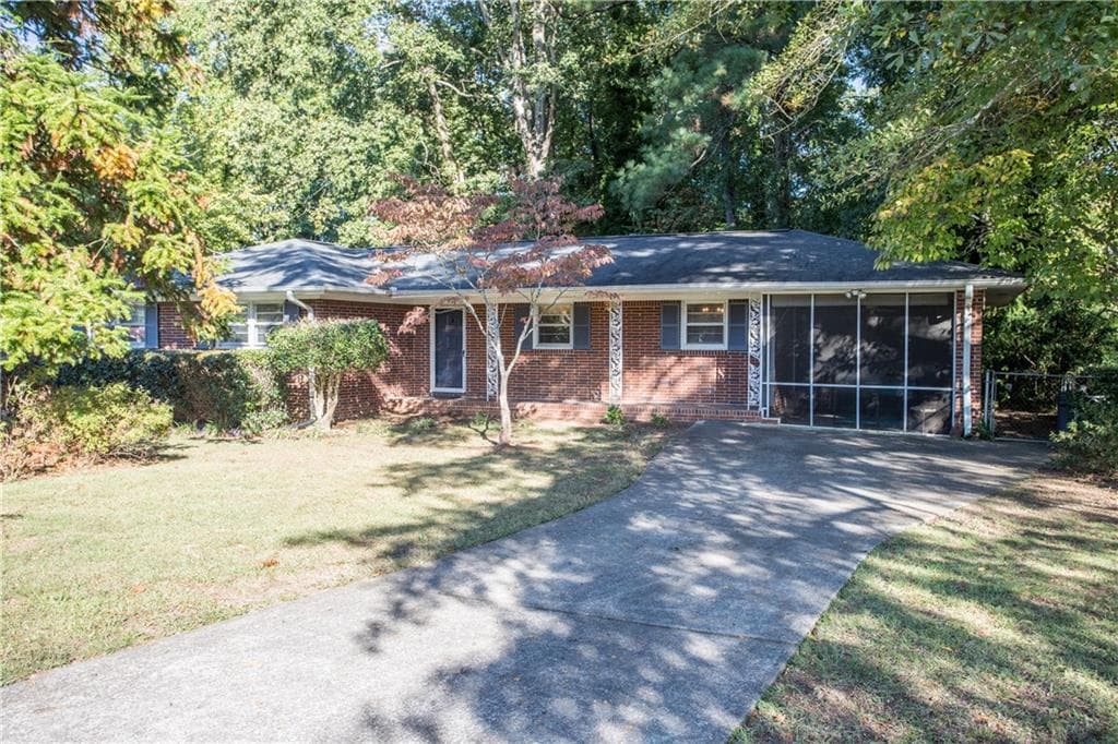 6542 Debbie Sue Lane, Morrow, GA 30260 — most recent listing photo