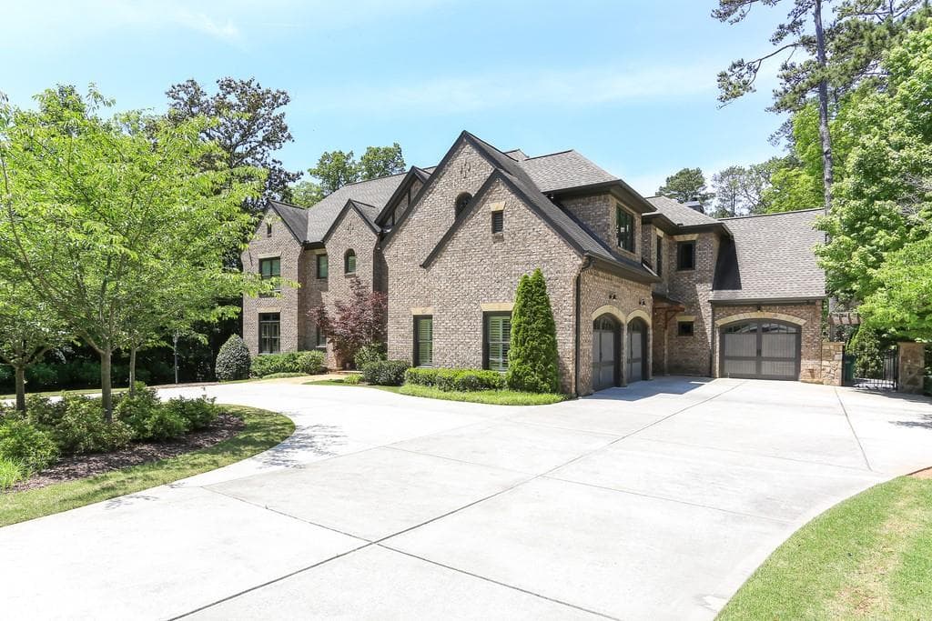 5 bedroom, 8 bathroom, 7,221 sq ft single family residence sold at 4210 Club Drive, Atlanta, GA 30319