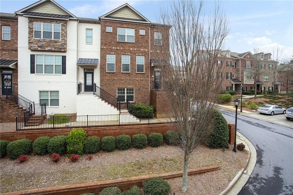 2000 Jardin Court, Alpharetta, GA 30022 — most recent listing photo