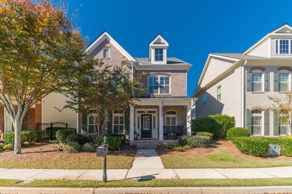 3 bedroom, 3 bathroom, 2,453 sq ft single family residence sold at 10750 Bossier Drive, Johns Creek, GA 30022