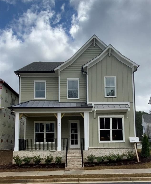 4 bedroom, 4 bathroom, 2,746 sq ft single family residence sold at 1963 Pacer Trail, Atlanta, GA 30318 — photo 1 of 1