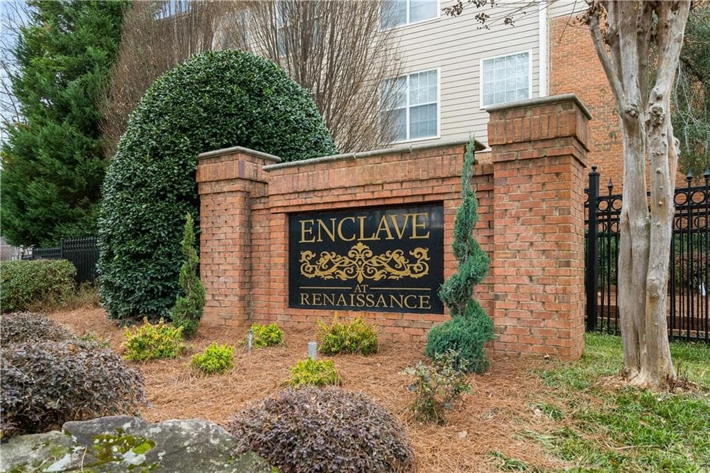1 bedroom, 1 bathroom, 830 sq ft condominium sold at 200 Renaissance Parkway 309, Atlanta, GA 30308