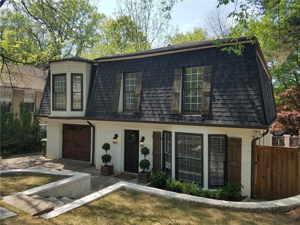 3 bedroom, 4 bathroom, 3,076 sq ft single family residence sold at 2398 Glenwood Drive, Atlanta, GA 30305