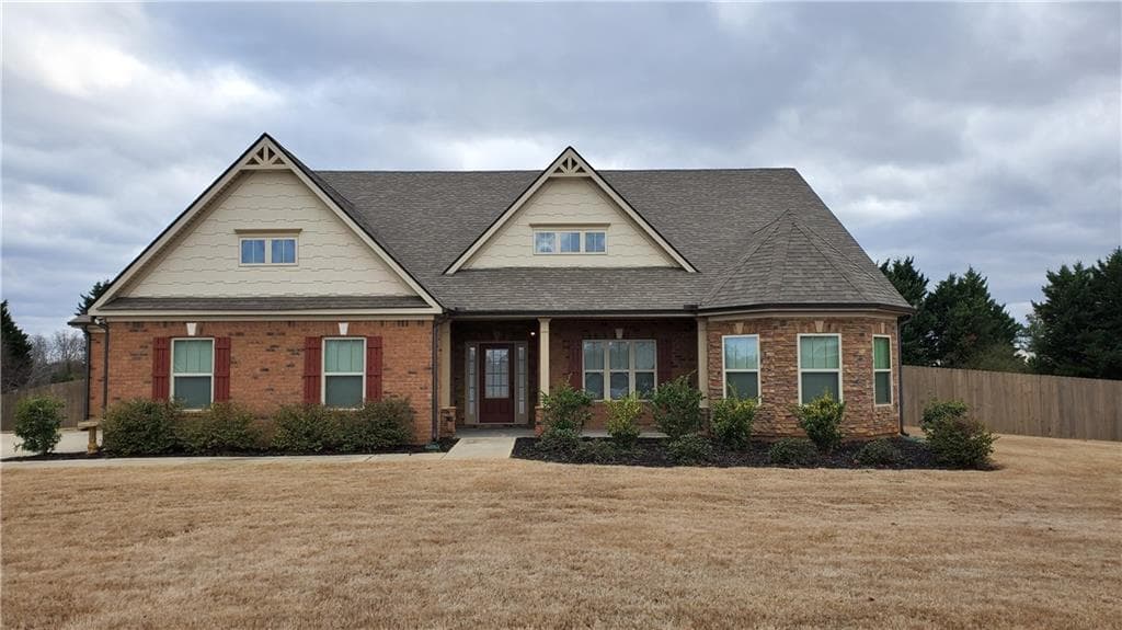 4 bedroom, 4 bathroom, 2,958 sq ft single family residence sold at 8305 Post Oak Lane, Gainesville, GA 30506