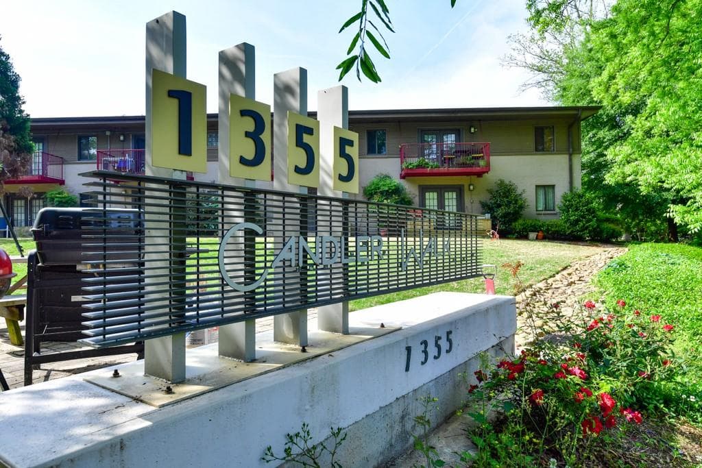 1 bedroom, 1 bathroom, 492 sq ft condominium sold at 1355 Euclid Avenue 7A, Atlanta, GA 30307