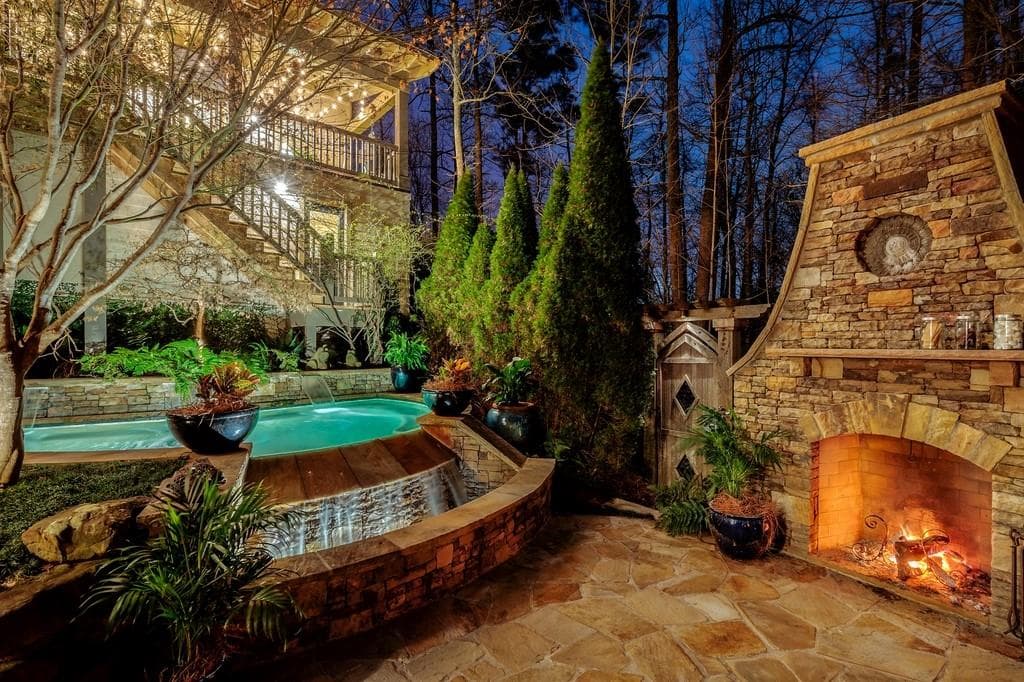 6890 Bucks Road, Cumming, GA 30040 — most recent listing photo