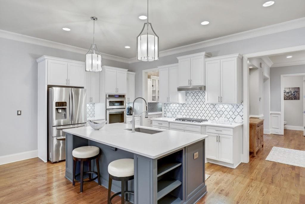 4 bedroom, 4 bathroom, 3,174 sq ft townhouse sold at 12598 Itaska Walk, Milton, GA 30004