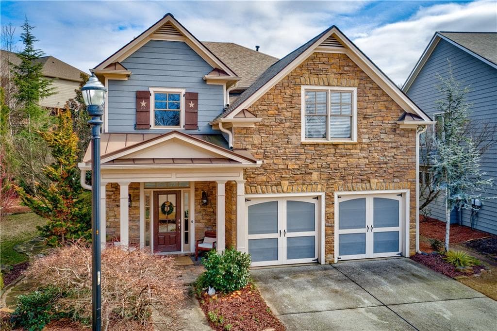 3 bedroom, 3 bathroom, 2,463 sq ft single family residence sold at 8510 Majors Mill Drive, Cumming, GA 30041