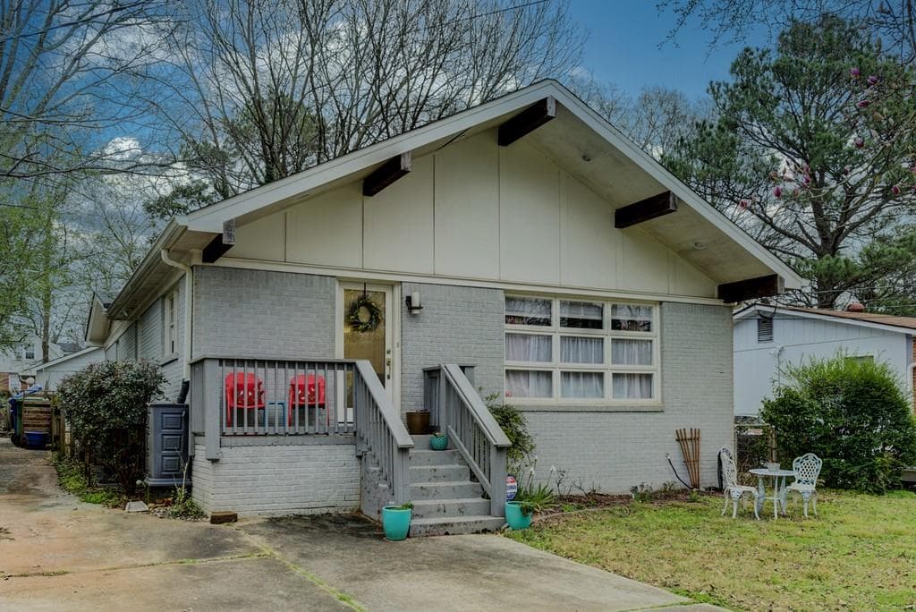 3 bedroom, 2 bathroom, 1,519 sq ft single family residence sold at 638 Ora Avenue, Atlanta, GA 30316