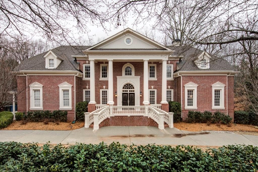 6 bedroom, 7 bathroom, 5,754 sq ft single family residence sold at 350 Newcastle Drive, Alpharetta, GA 30009