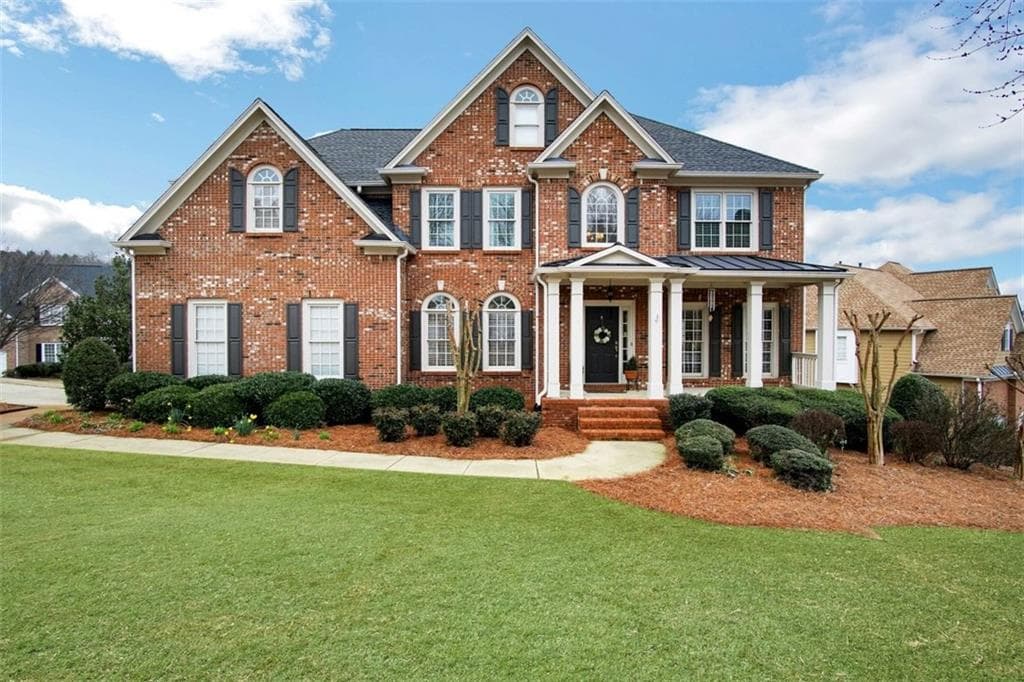 6 bedroom, 5 bathroom, 4,763 sq ft single family residence sold at 7200 Bradbury Place, Cumming, GA 30041