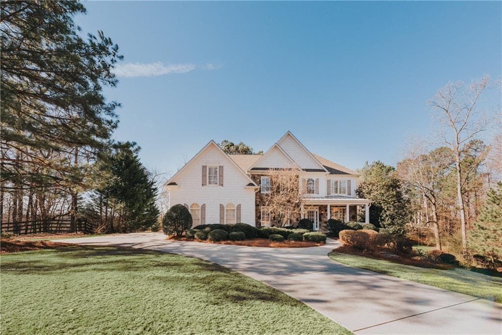 6000 Huntwood Way, Roswell, GA 30075 — most recent listing photo