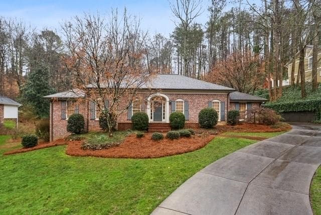 4 bedroom, 4 bathroom, 2,367 sq ft single family residence sold at 1020 Oakhaven Drive, Roswell, GA 30075