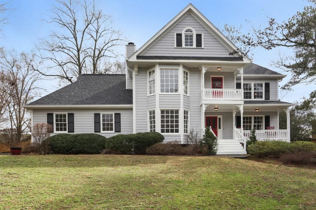 5 bedroom, 3 bathroom, 2,757 sq ft single family residence sold at 1533 Tennessee Walker Drive, Roswell, GA 30075