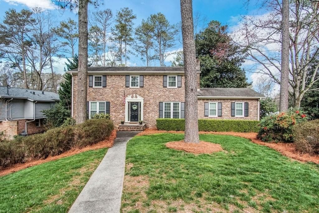 6463 Whispering Trail, Sandy Springs, GA 30328 — most recent listing photo