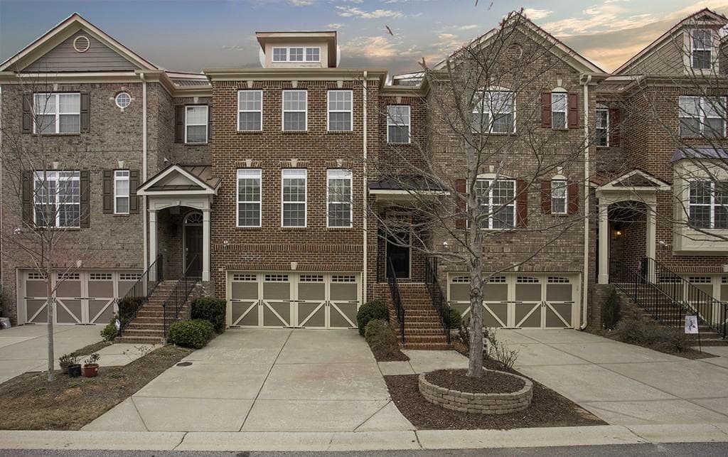 3892 Fairhill Point, Alpharetta, GA 30004 — most recent listing photo