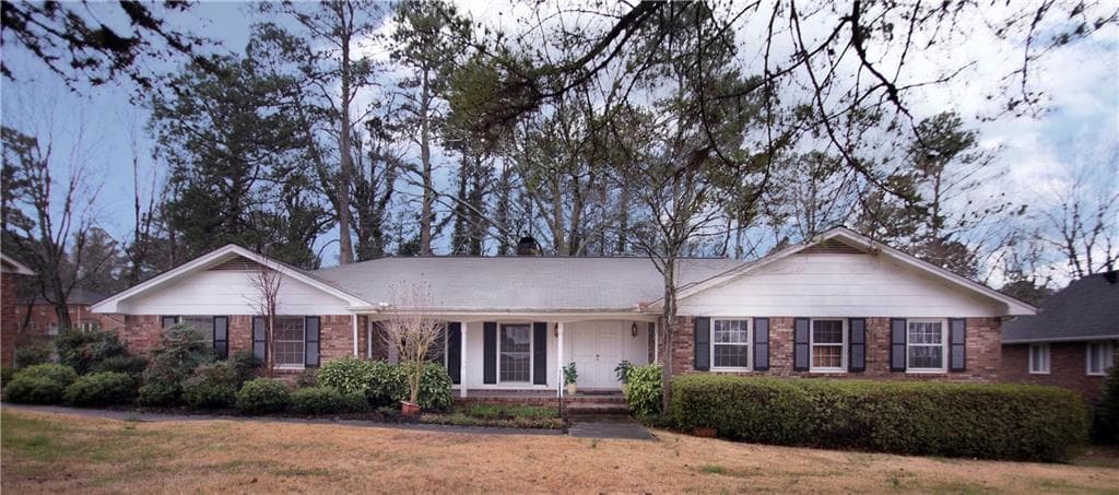 3 bedroom, 2 bathroom, 2,021 sq ft single family residence sold at 2137 Tanglewood Drive, Snellville, GA 30078
