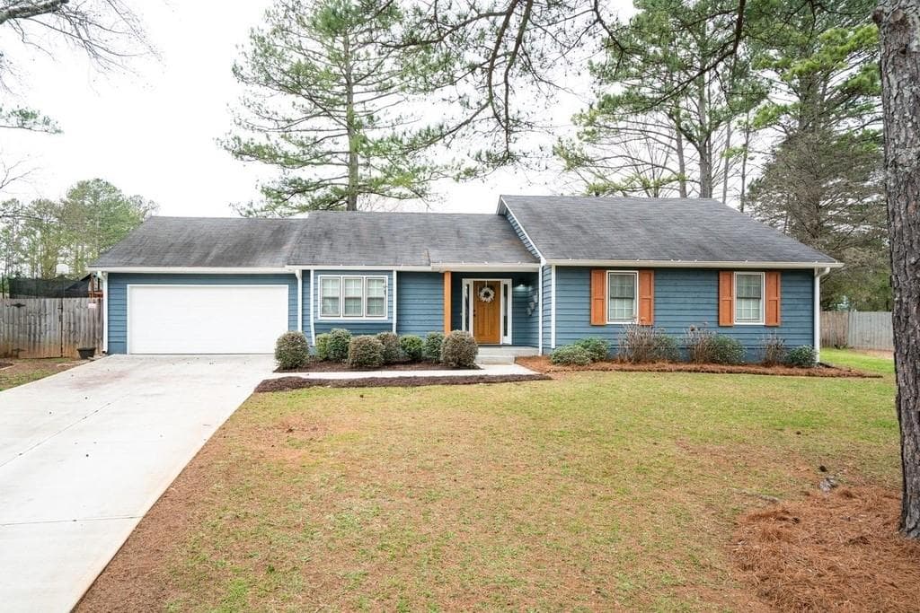 3 bedroom, 2 bathroom, 1,621 sq ft single family residence sold at 4205 Meadow Court, Marietta, GA 30066
