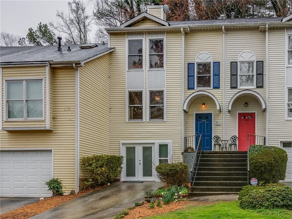 560 Stratford Green, Avondale Estates, GA 30002 — most recent listing photo