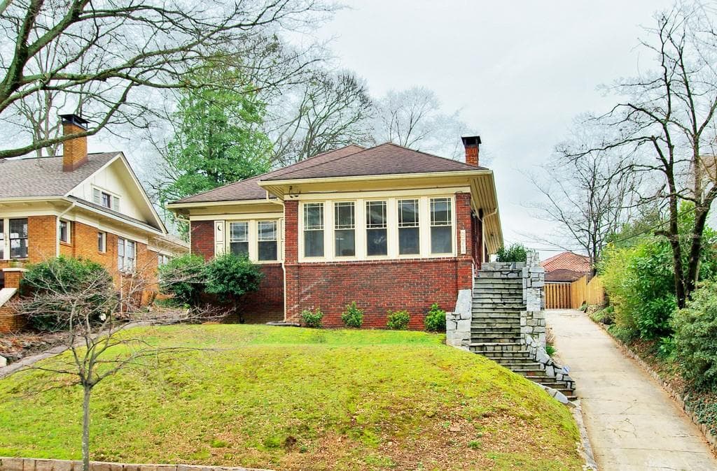 3 bedroom, 1 bathroom, 1,888 sq ft single family residence sold at 971 North Avenue, Atlanta, GA 30306