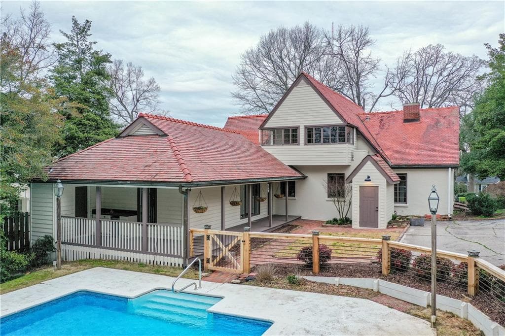 1085 Green Street Circle, Gainesville, GA 30501 — most recent listing photo