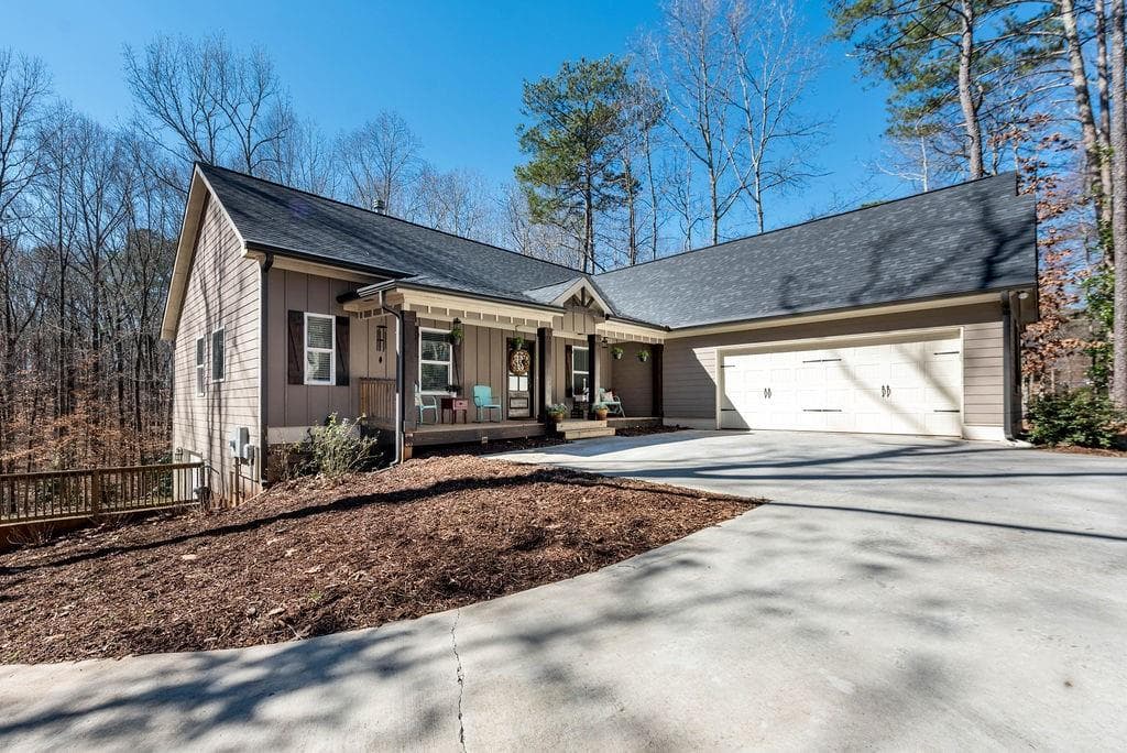 126 Kimberly Rd, Canton, GA 30115 — most recent listing photo
